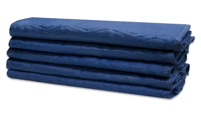 Durable quilted blanket from Compact Cube: shields items in portable storage, guards against scratches and shocks.